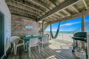 Weekender by AvantStay Gorgeous BEACH FRONT Home w Ocean View